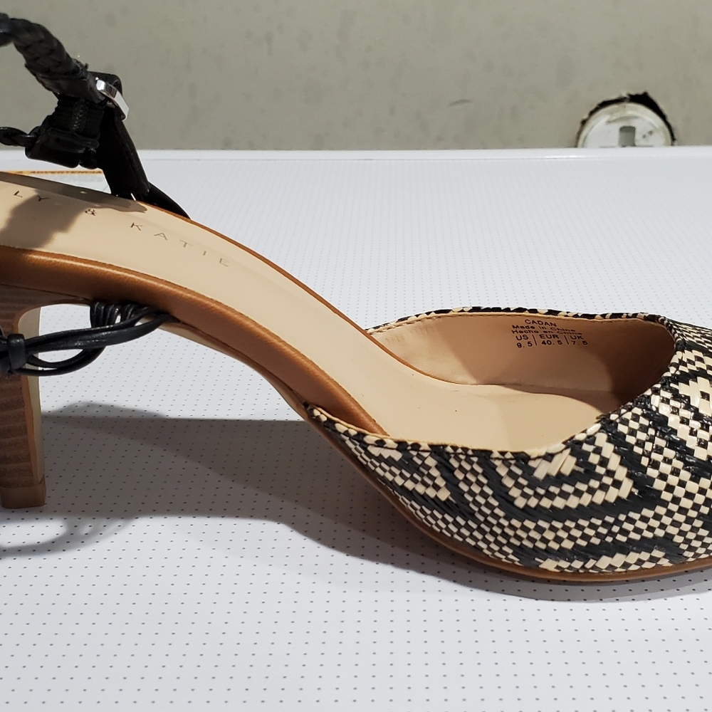 Kelly & Katie Sling Backs